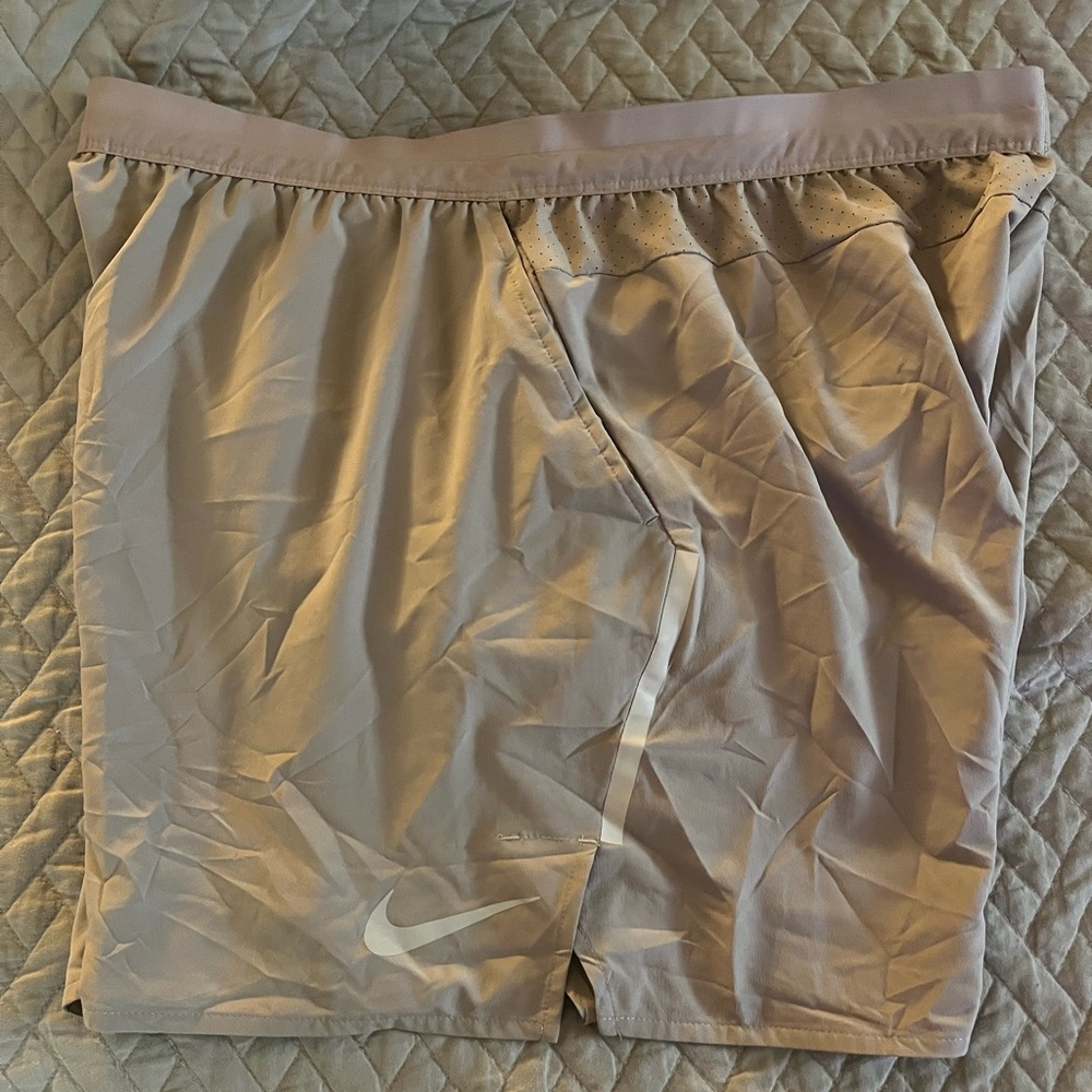 Men’s Nike Running Shorts 5”